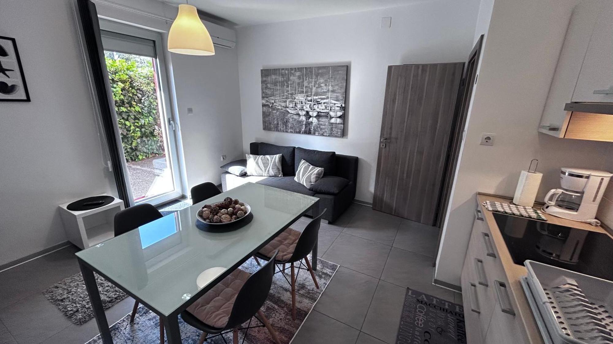 Ivni Apartmani Novigrad Istria Exteriör bild