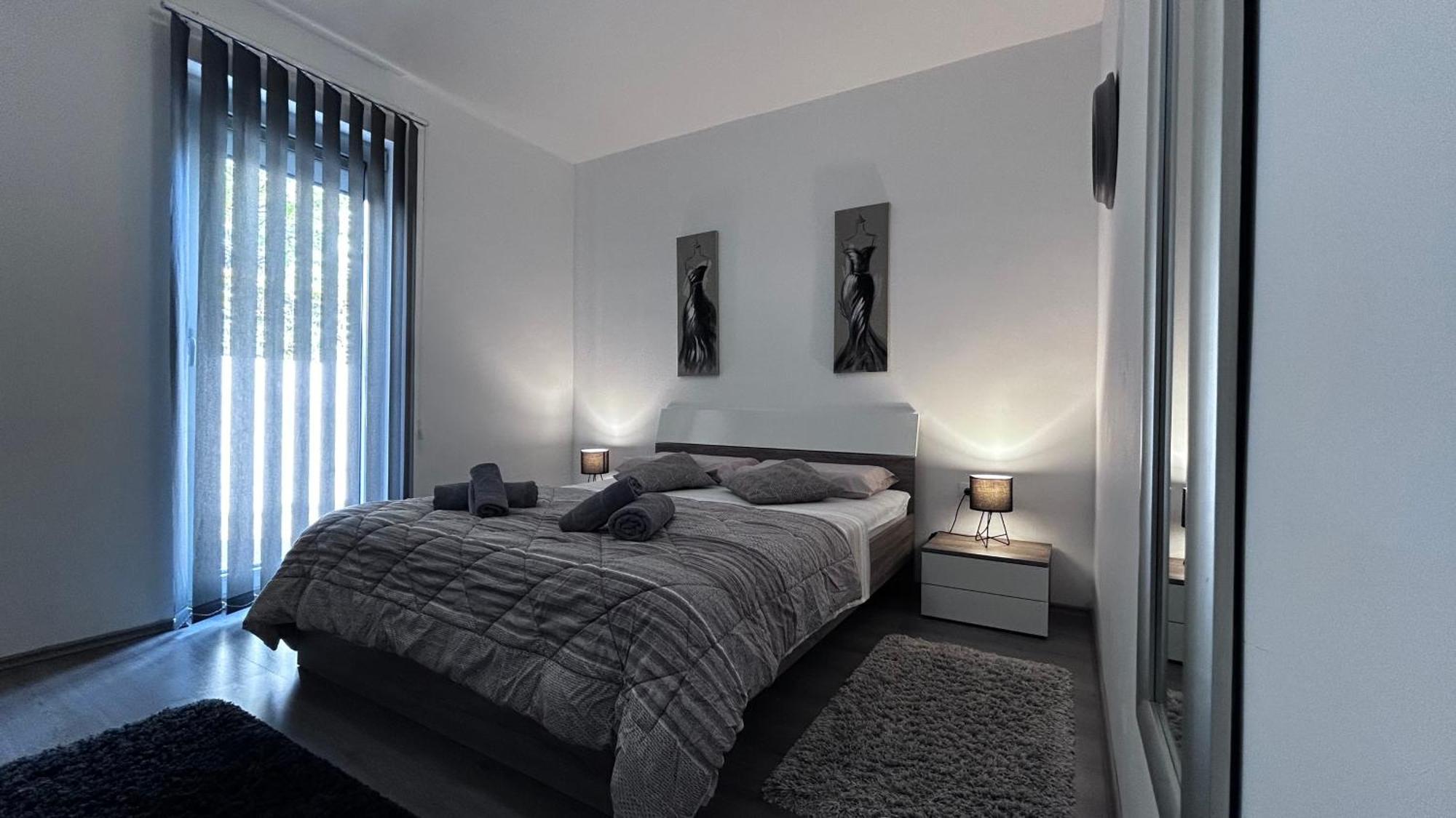 Ivni Apartmani Novigrad Istria Exteriör bild